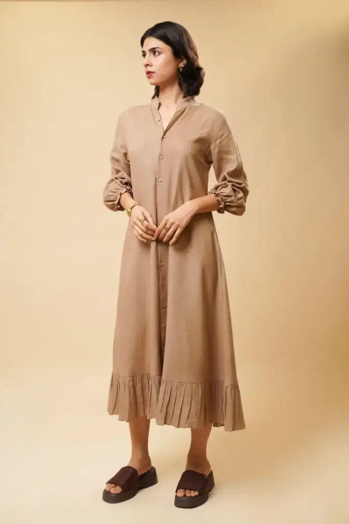 LINEN BISCUIT FRILL DRESS